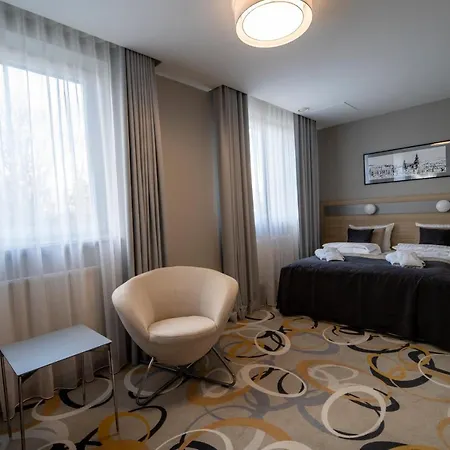 Отель Krowodrza Centrum Konferencyjno - Hotelowe