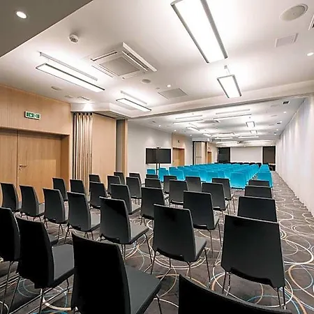 Hotel Krowodrza Centrum Konferencyjno - Hotelowe