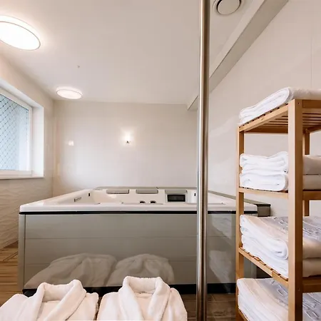 Krowodrza Centrum Konferencyjno - Hotelowe 4* Krakau